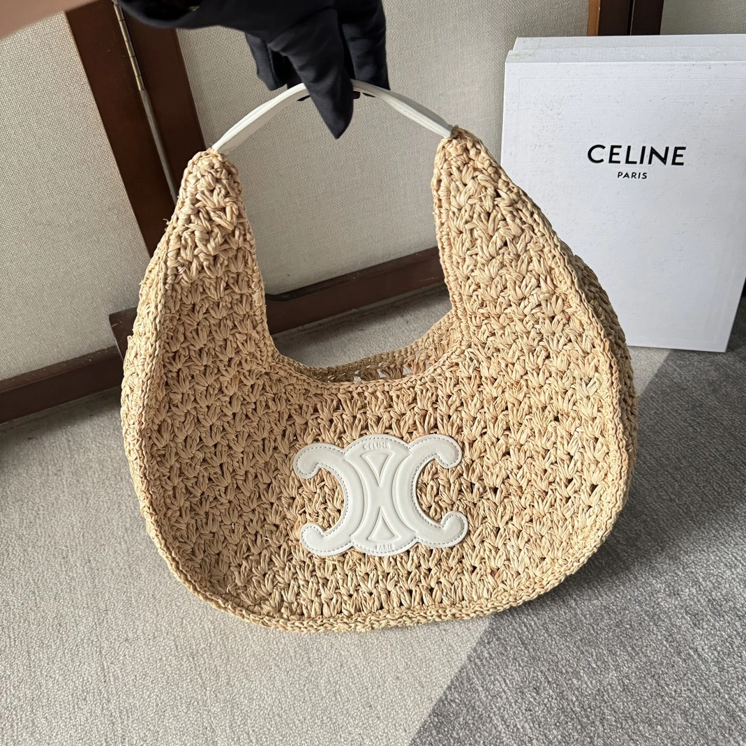 ModernLook 4583 Celine AAA Quality Handbags For Women