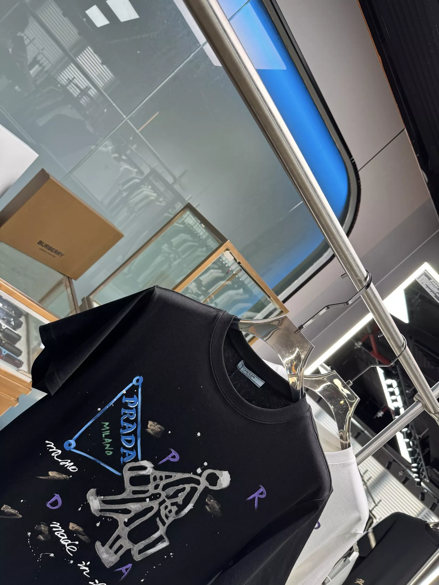 ModernLook 4629 Prada T-Shirts Short Sleeved For Unisex