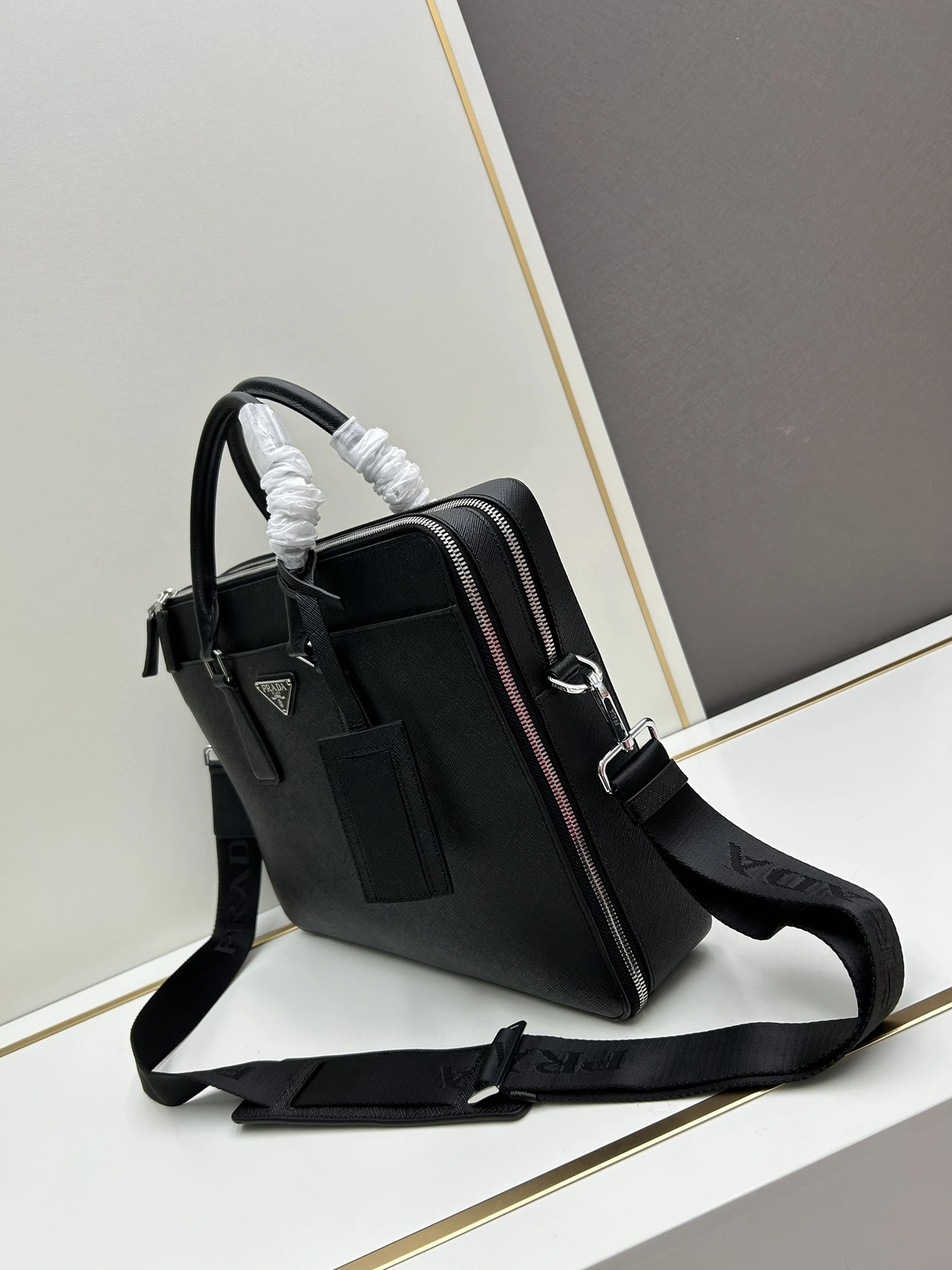 ModernLook 4644 Prada AAA Man Handbags