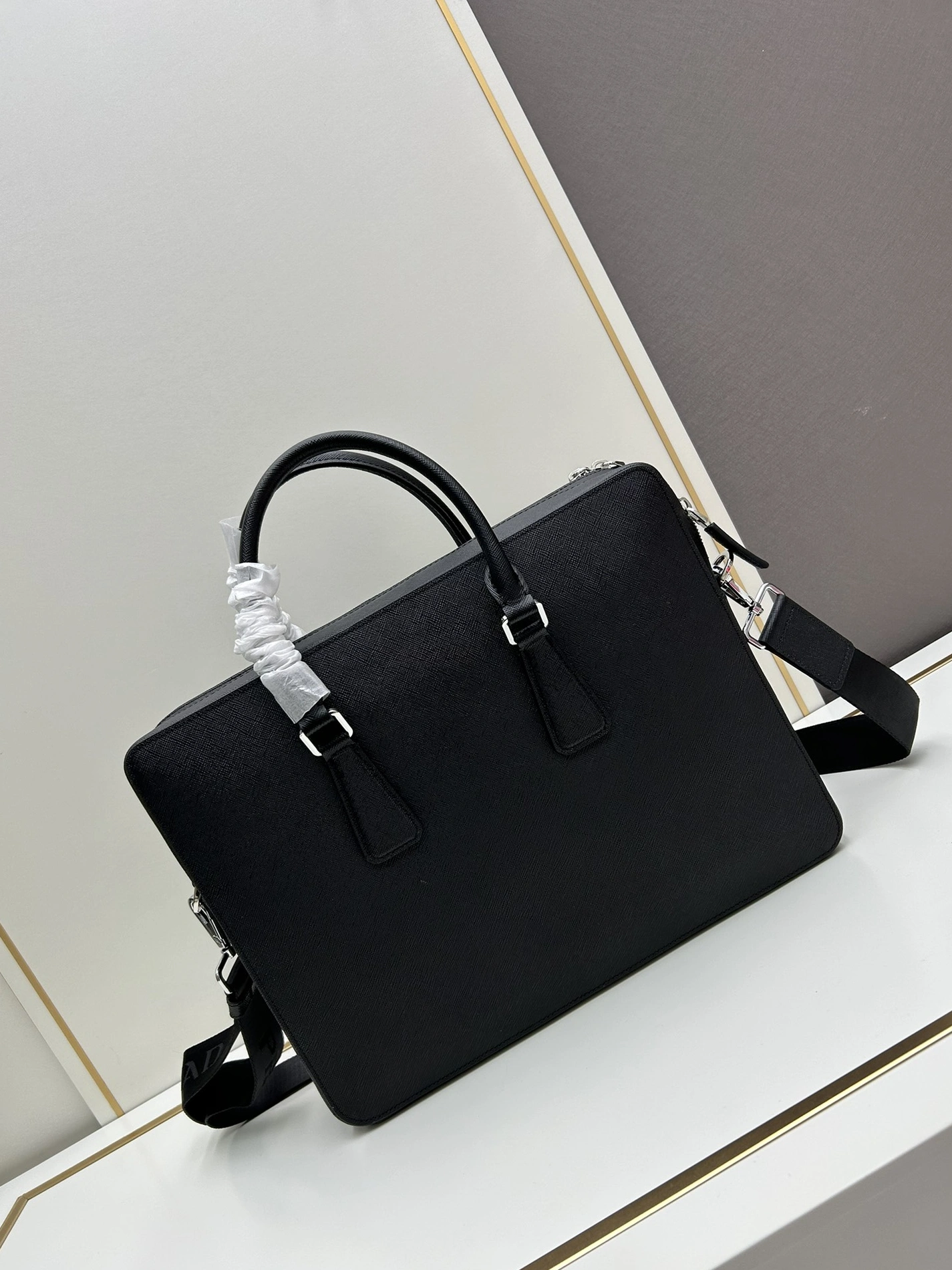 ModernLook 4644 Prada AAA Man Handbags
