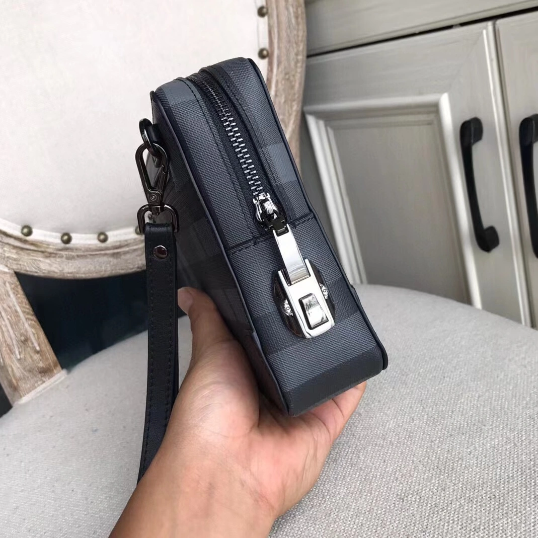 ModernLook 4668 Burberry AAA Man Wallets