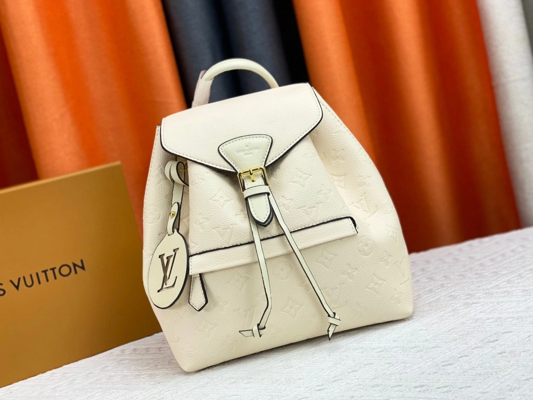 ModernLook 4714 Louis Vuitton AAA Quality Backpacks For Women
