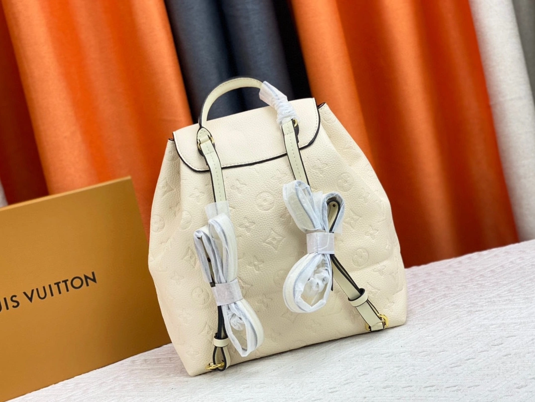 ModernLook 4714 Louis Vuitton AAA Quality Backpacks For Women