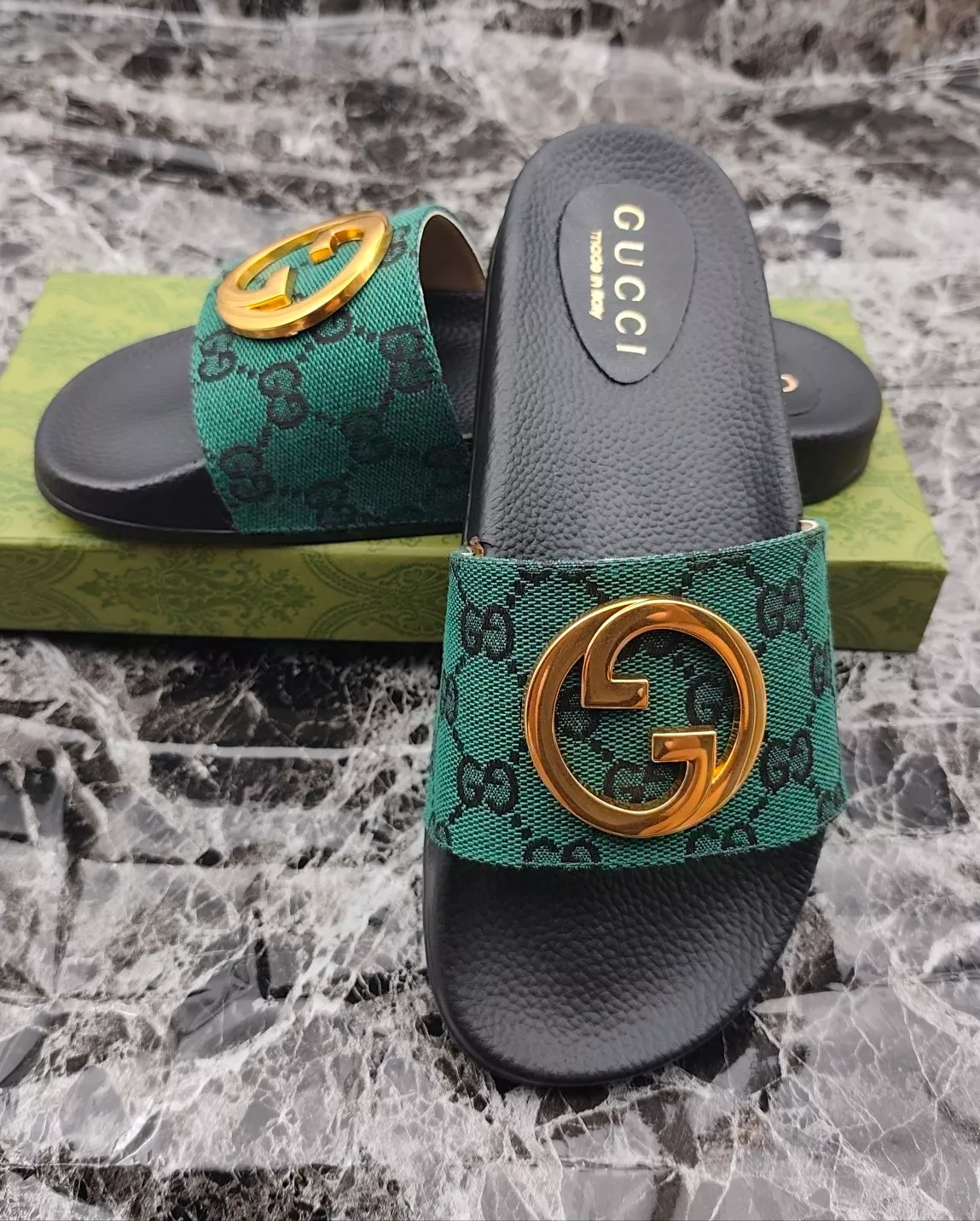 ModernLook 480 Gucci Slippers For Men