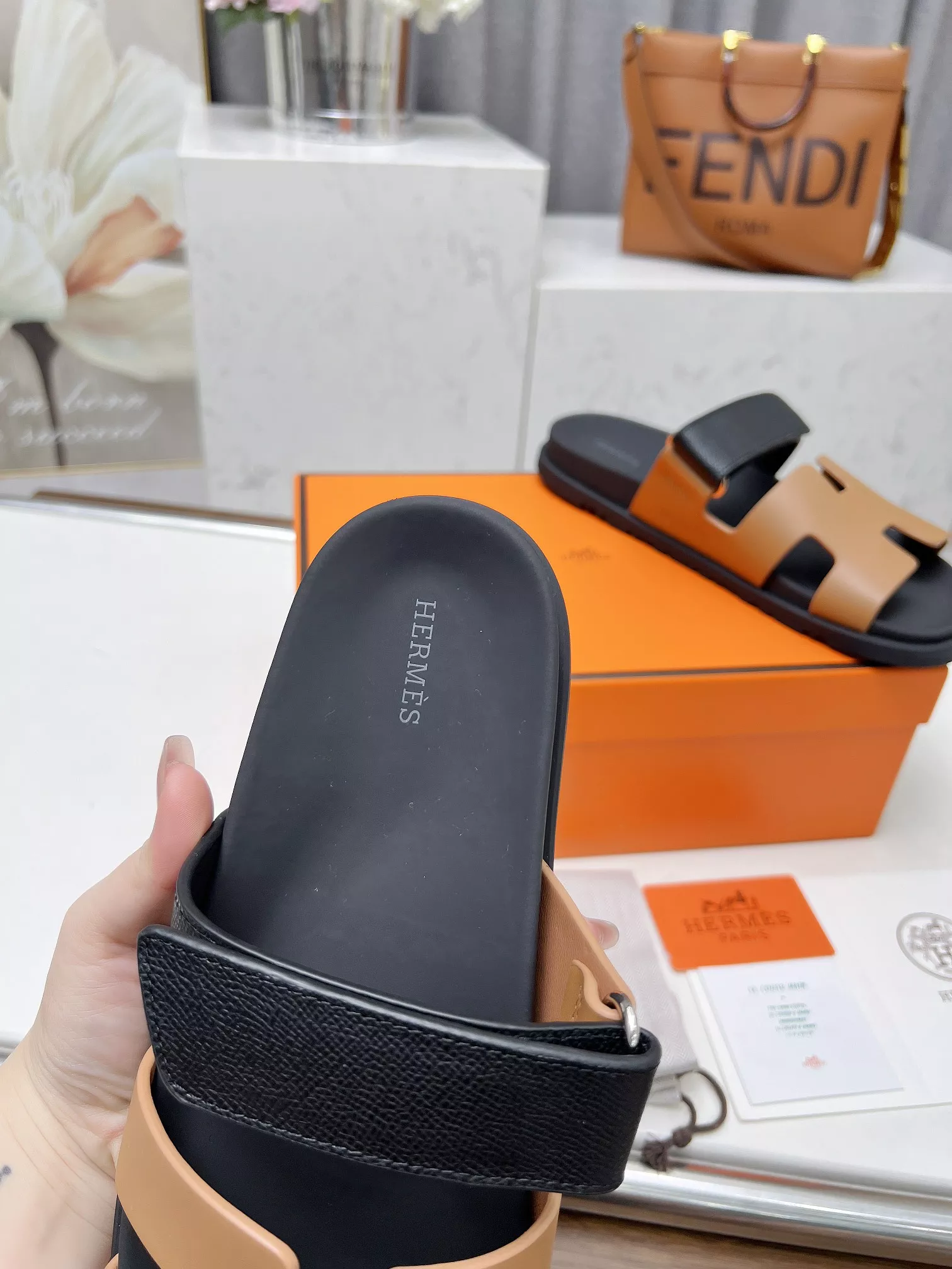 ModernLook 4854 Hermes Slippers For Men