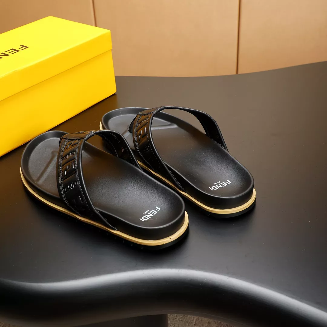 ModernLook 541 Fendi Slippers For Men