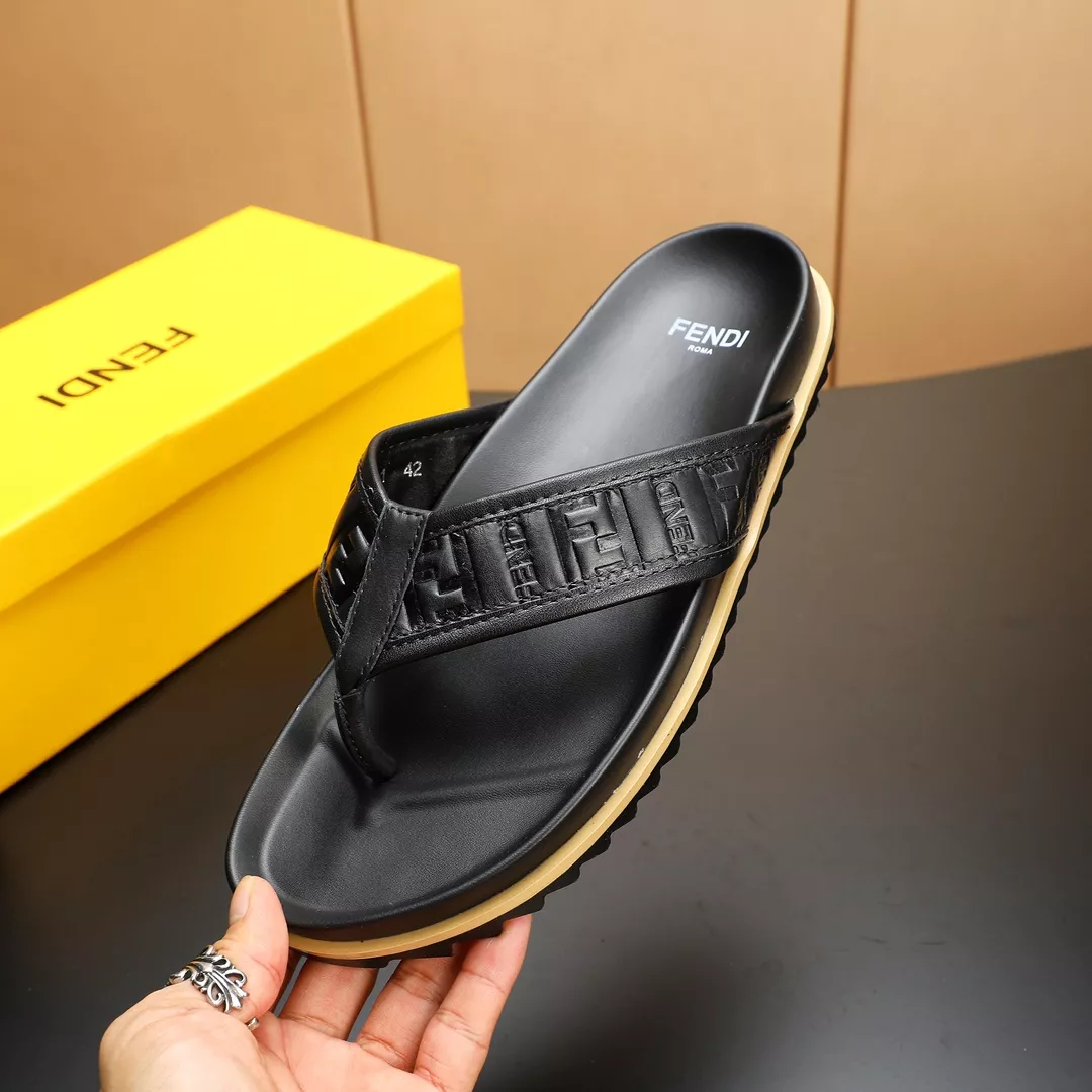 ModernLook 541 Fendi Slippers For Men