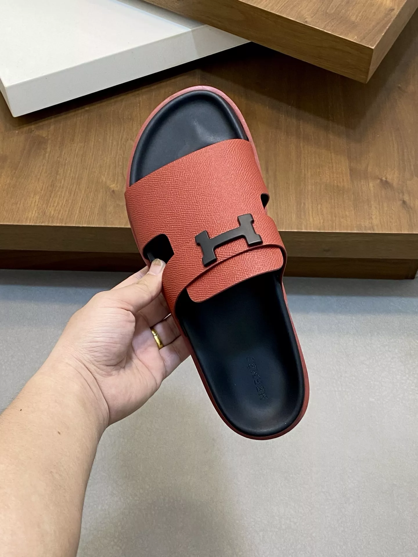 ModernLook 5427 Hermes Slippers For Men
