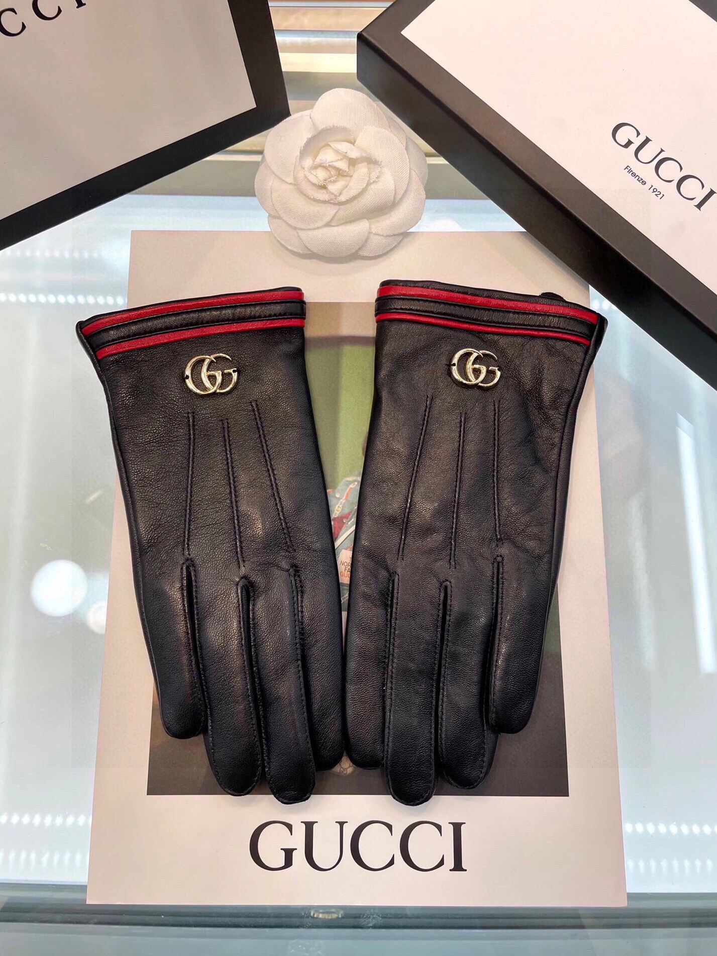 ModernLook 5768 Gucci Gloves For Women