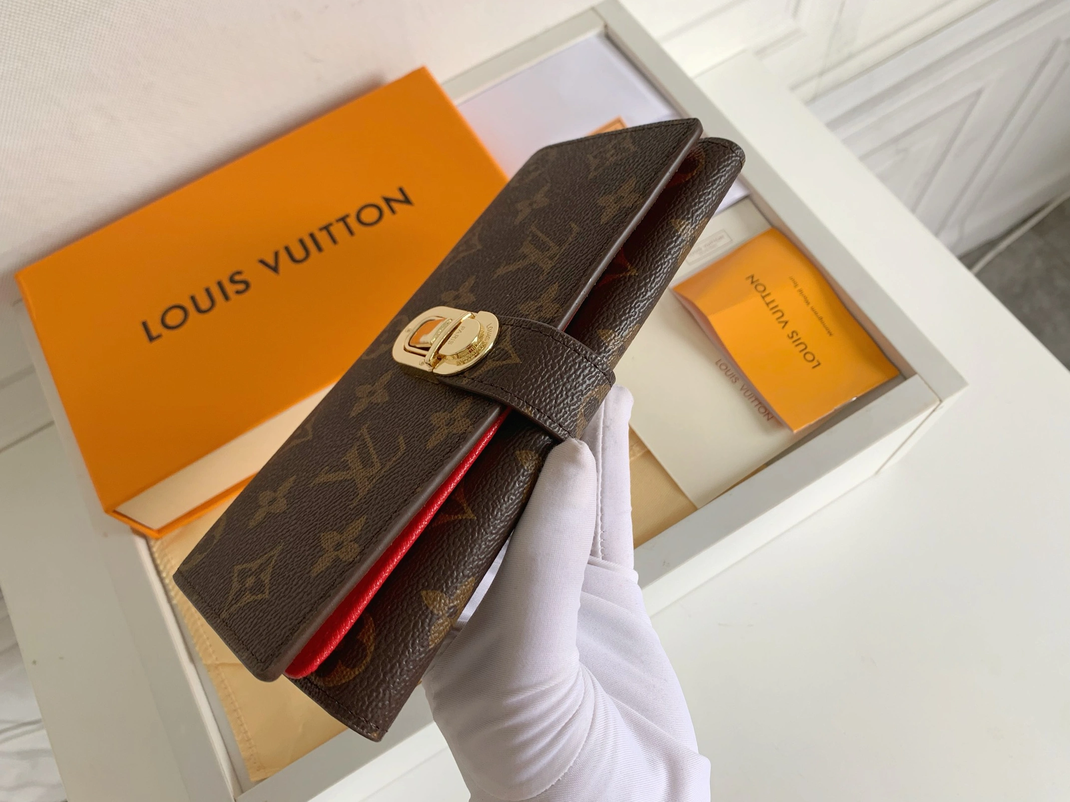 ModernLook 5938 Louis Vuitton LV Card Case For Women