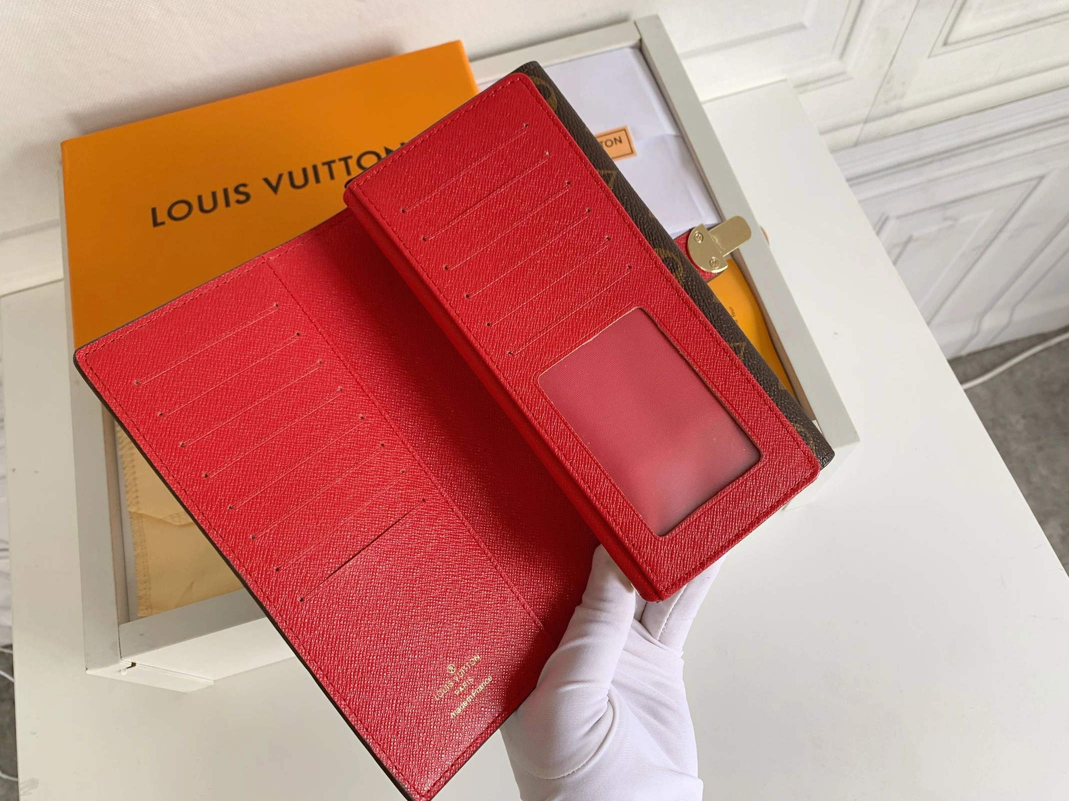 ModernLook 5938 Louis Vuitton LV Card Case For Women