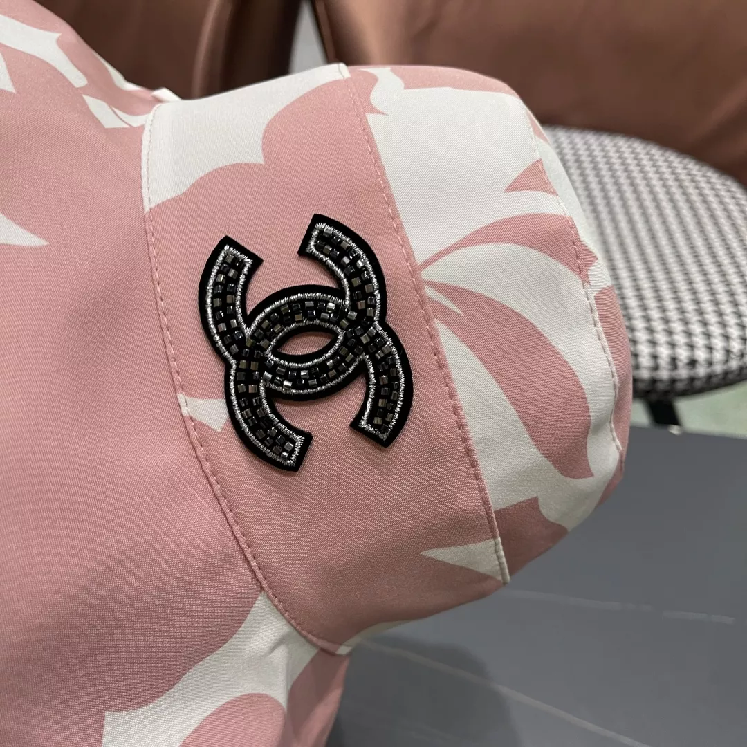 ModernLook 6015 Chanel Caps