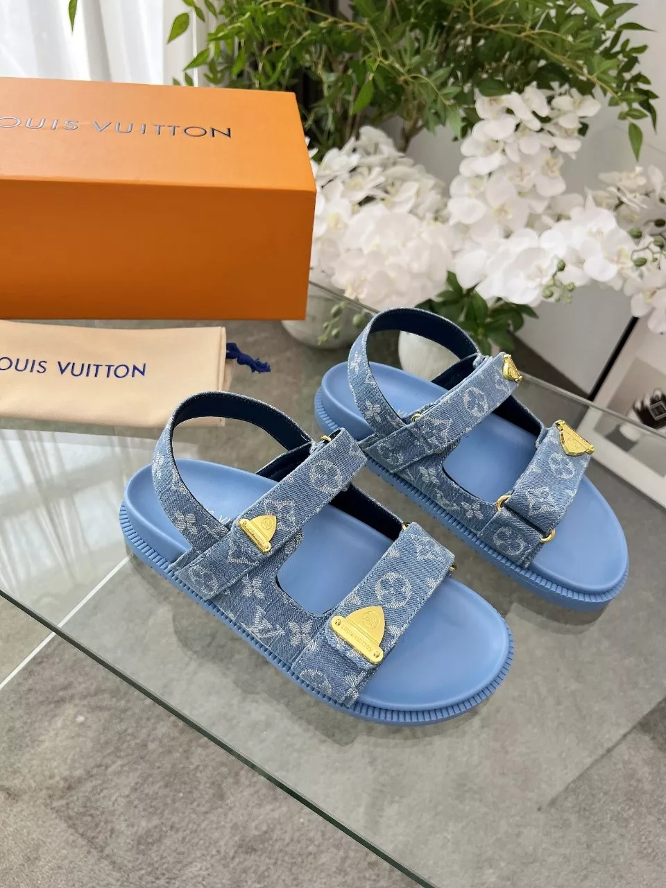 ModernLook 6054 Louis Vuitton Sandal For Women
