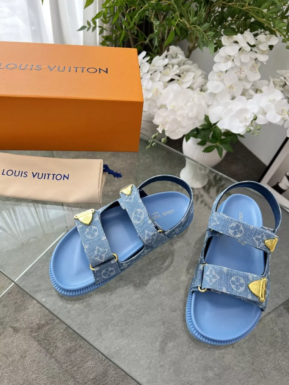 ModernLook 6054 Louis Vuitton Sandal For Women
