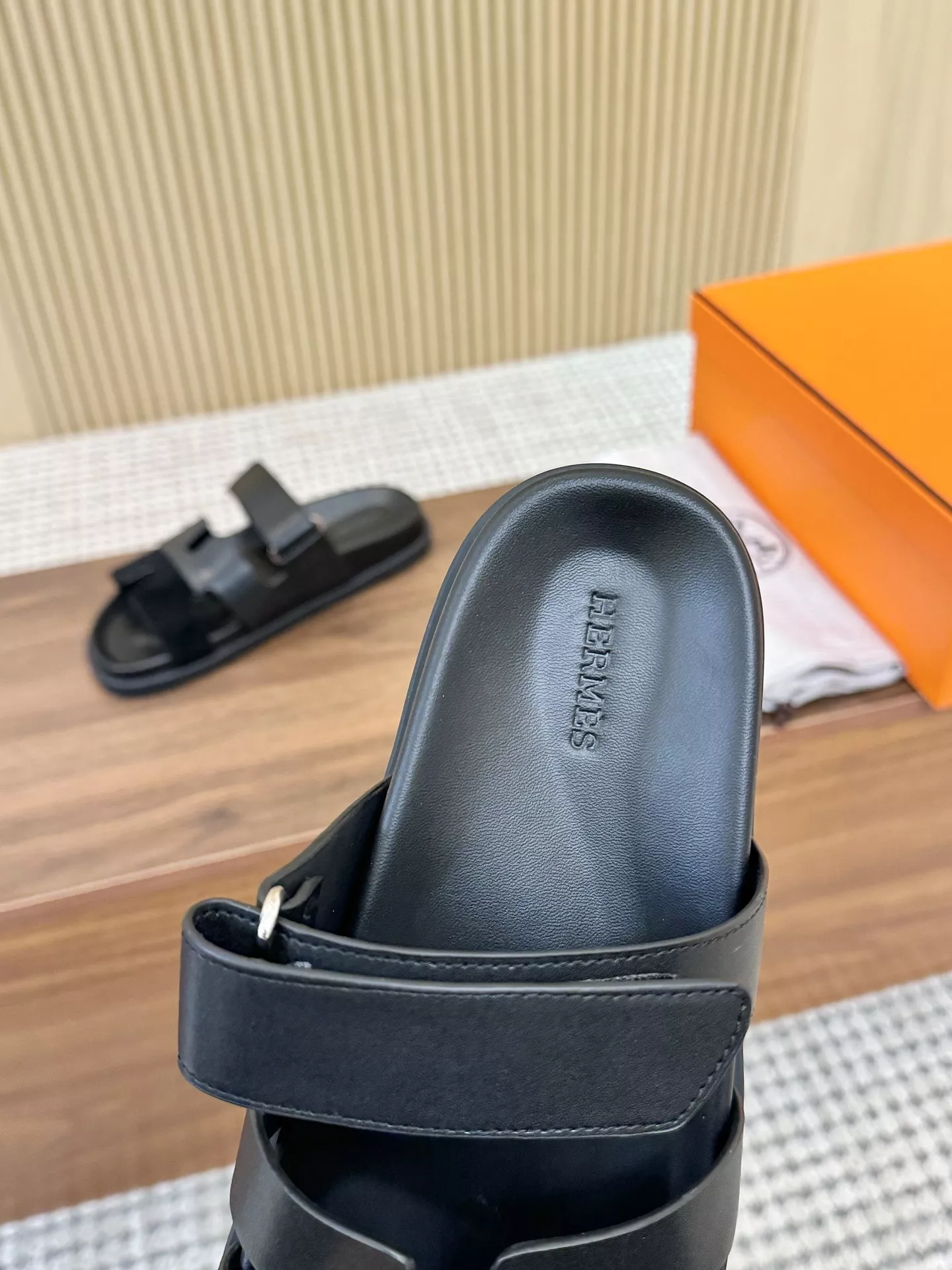 ModernLook 6339 Hermes Slippers For Men
