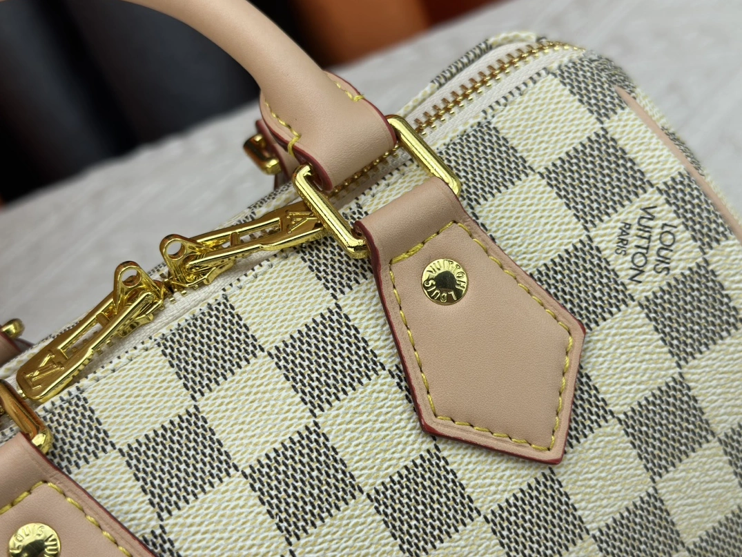 ModernLook 6456 Louis Vuitton AAA Quality Handbags For Women