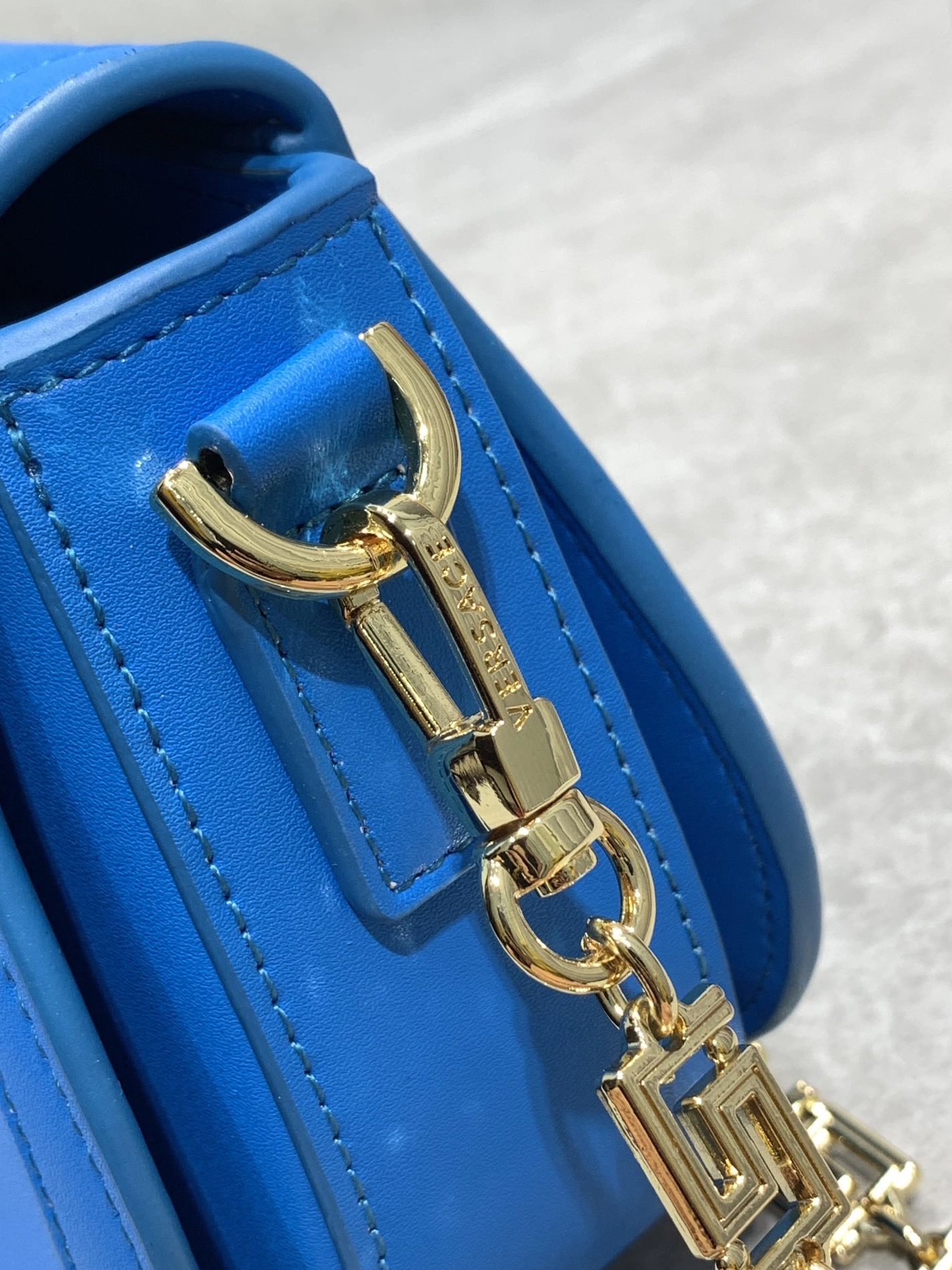 ModernLook 6641 Versace AAA Quality Messenger Bags For Women