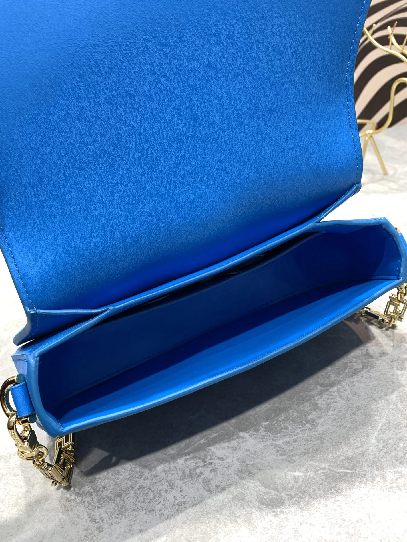 ModernLook 6641 Versace AAA Quality Messenger Bags For Women