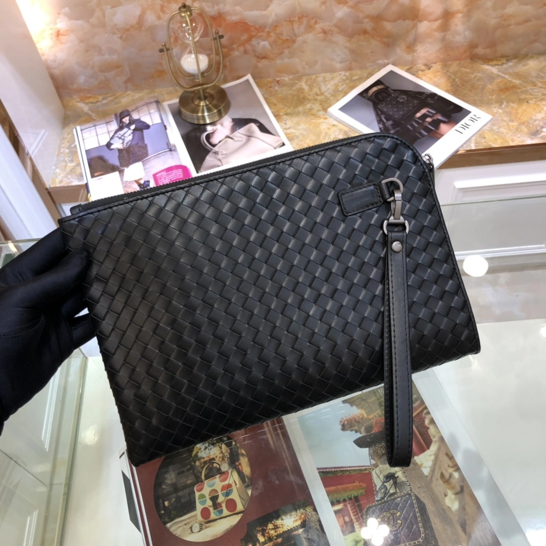 ModernLook 6746 Bottega Veneta AAA Man Wallets