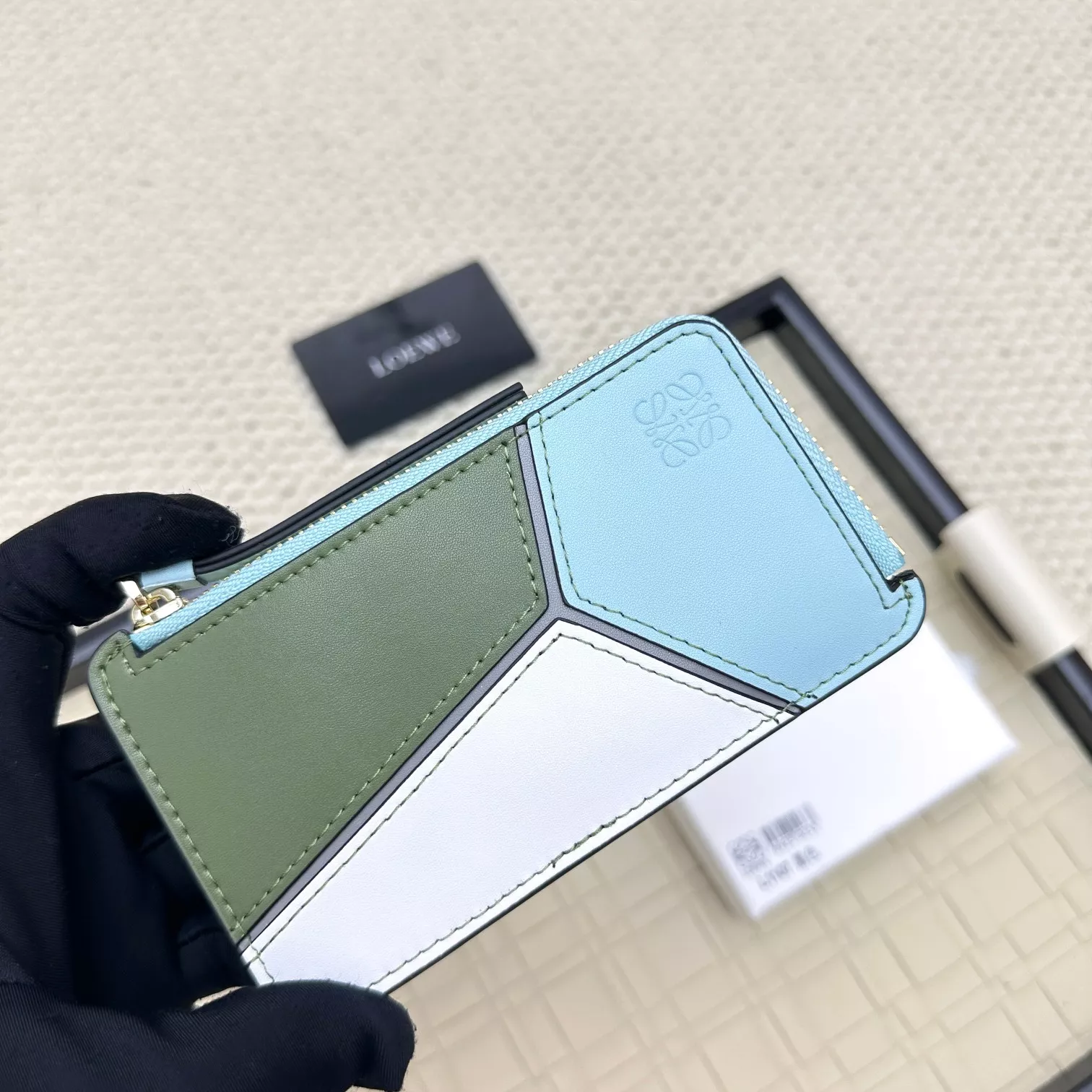 ModernLook 6794 LOEWE Card Case
