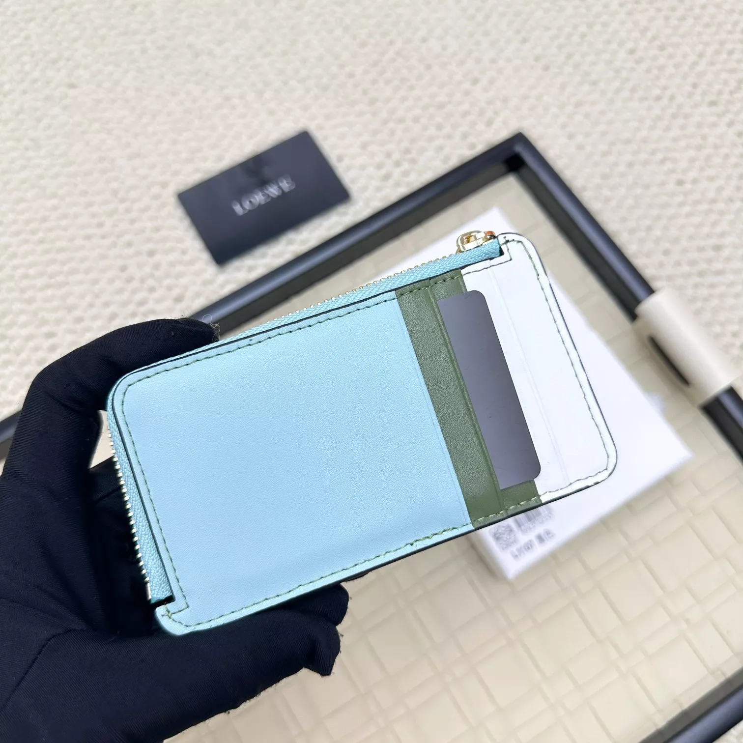 ModernLook 6794 LOEWE Card Case