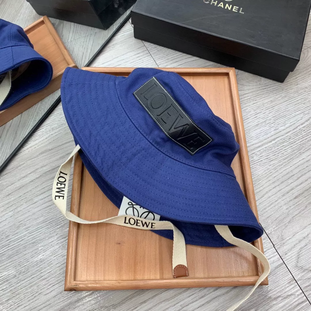 ModernLook 7123 LOEWE Caps