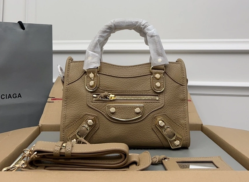 ModernLook 7145 Balenciaga AAA Quality Handbags For Women