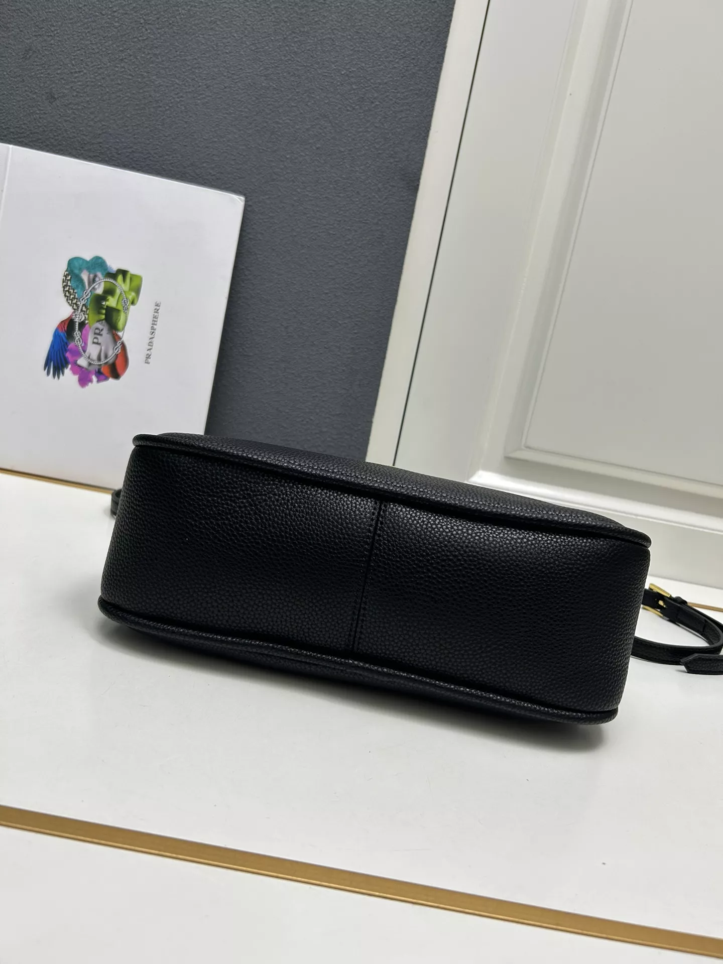 ModernLook 7164 Prada AAA Quality Handbags For Women