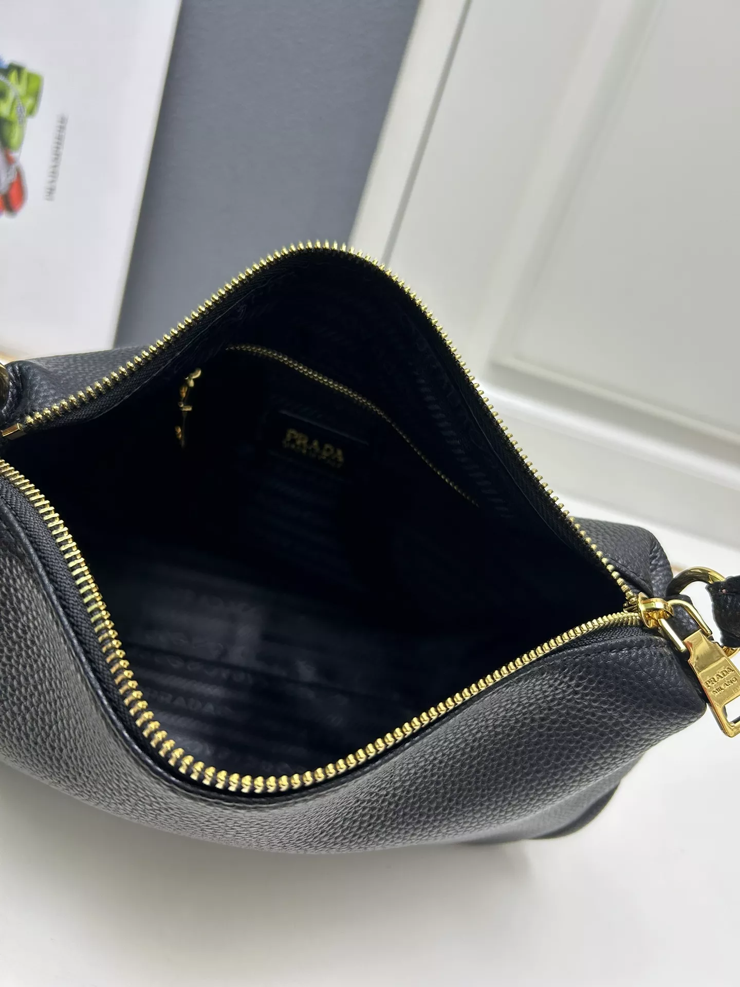 ModernLook 7164 Prada AAA Quality Handbags For Women