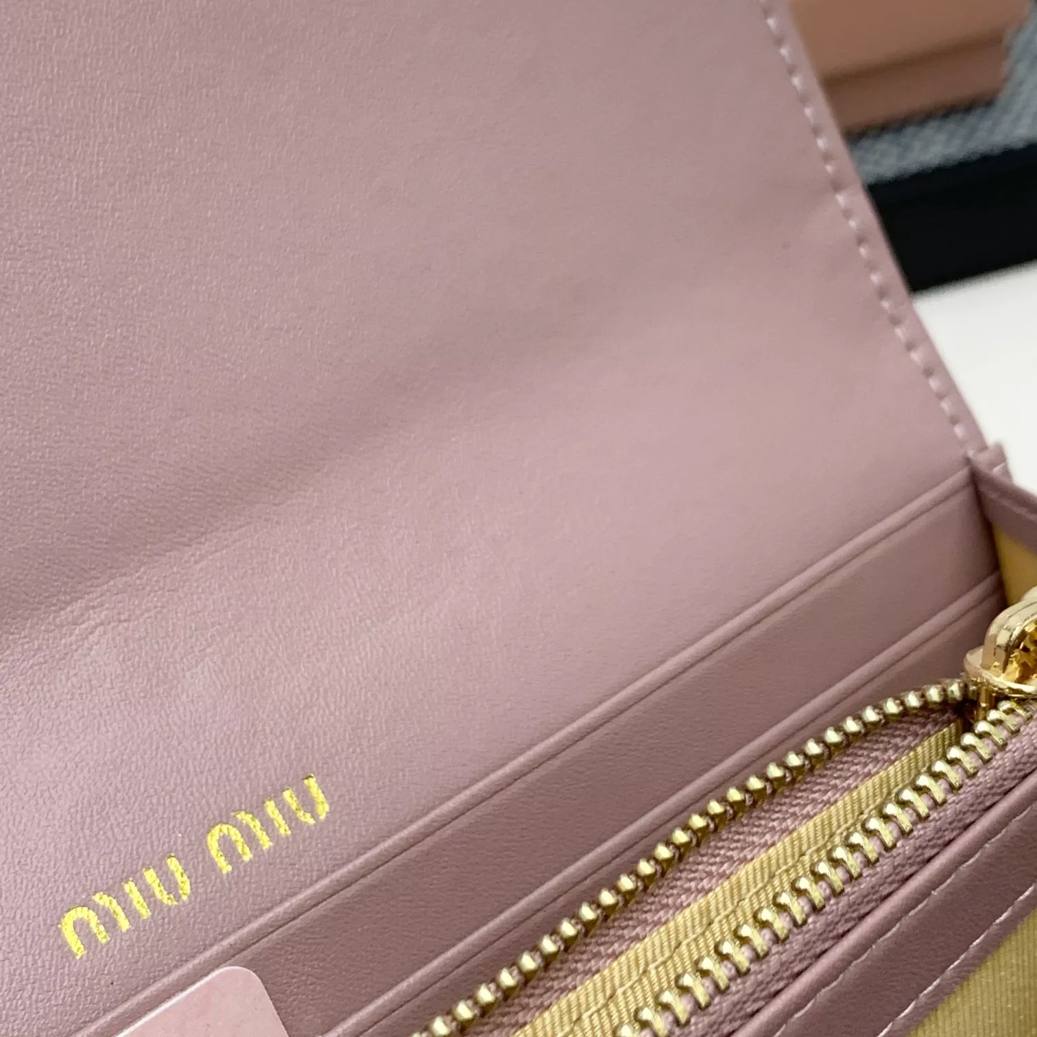 ModernLook 7199 MIU MIU Wallets