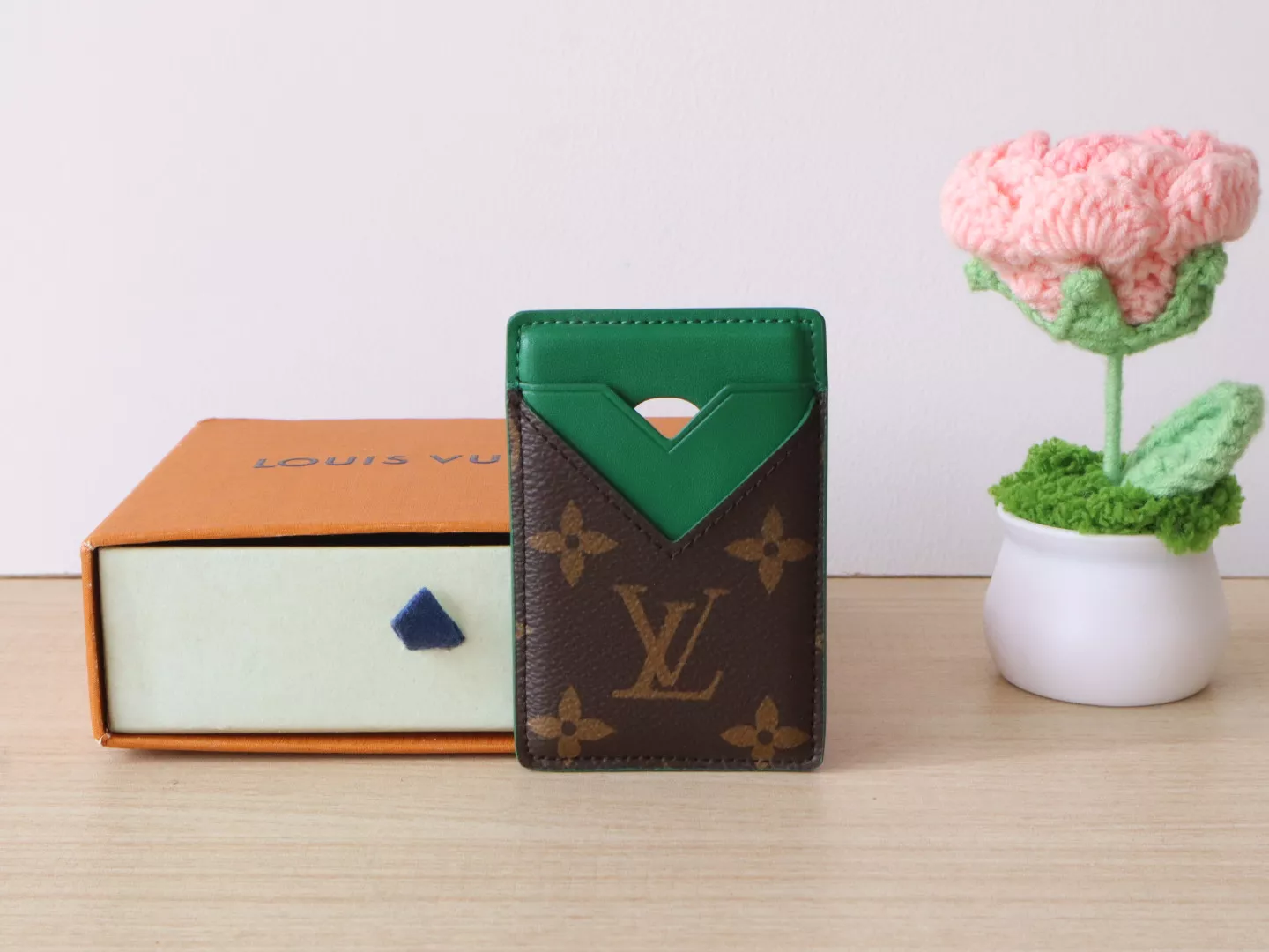 ModernLook 7315 Louis Vuitton LV Card Case For Women