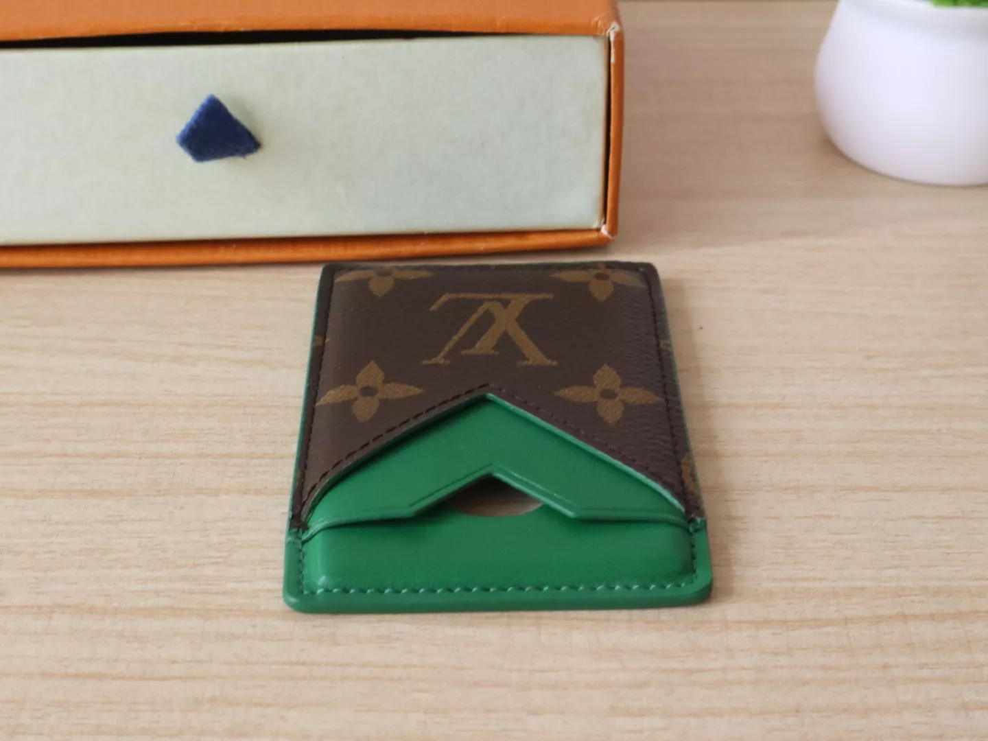 ModernLook 7315 Louis Vuitton LV Card Case For Women