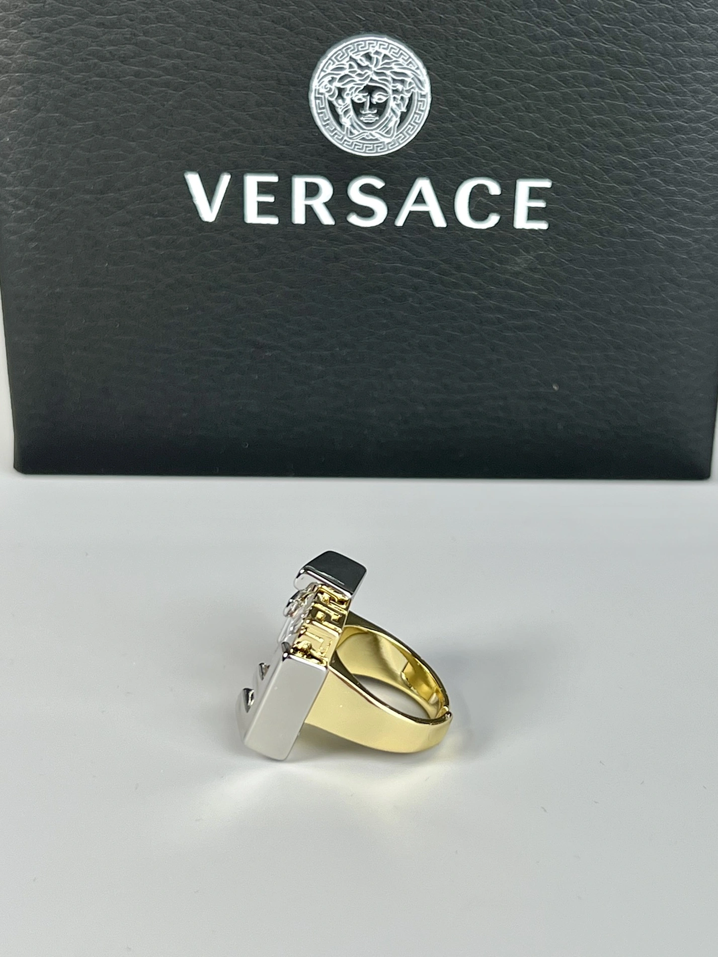 ModernLook 7477 Fendi Ring For Women
