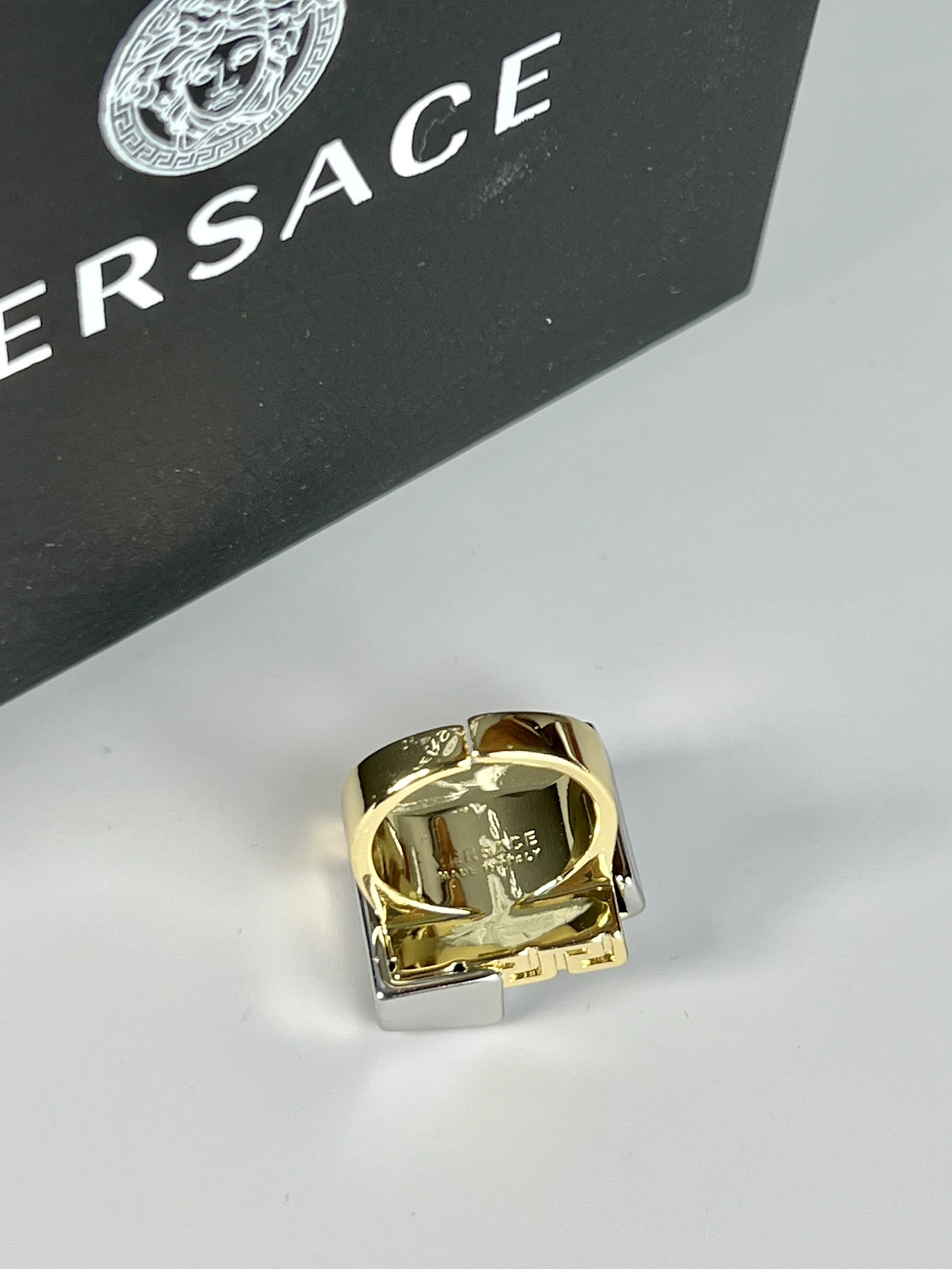 ModernLook 7477 Fendi Ring For Women