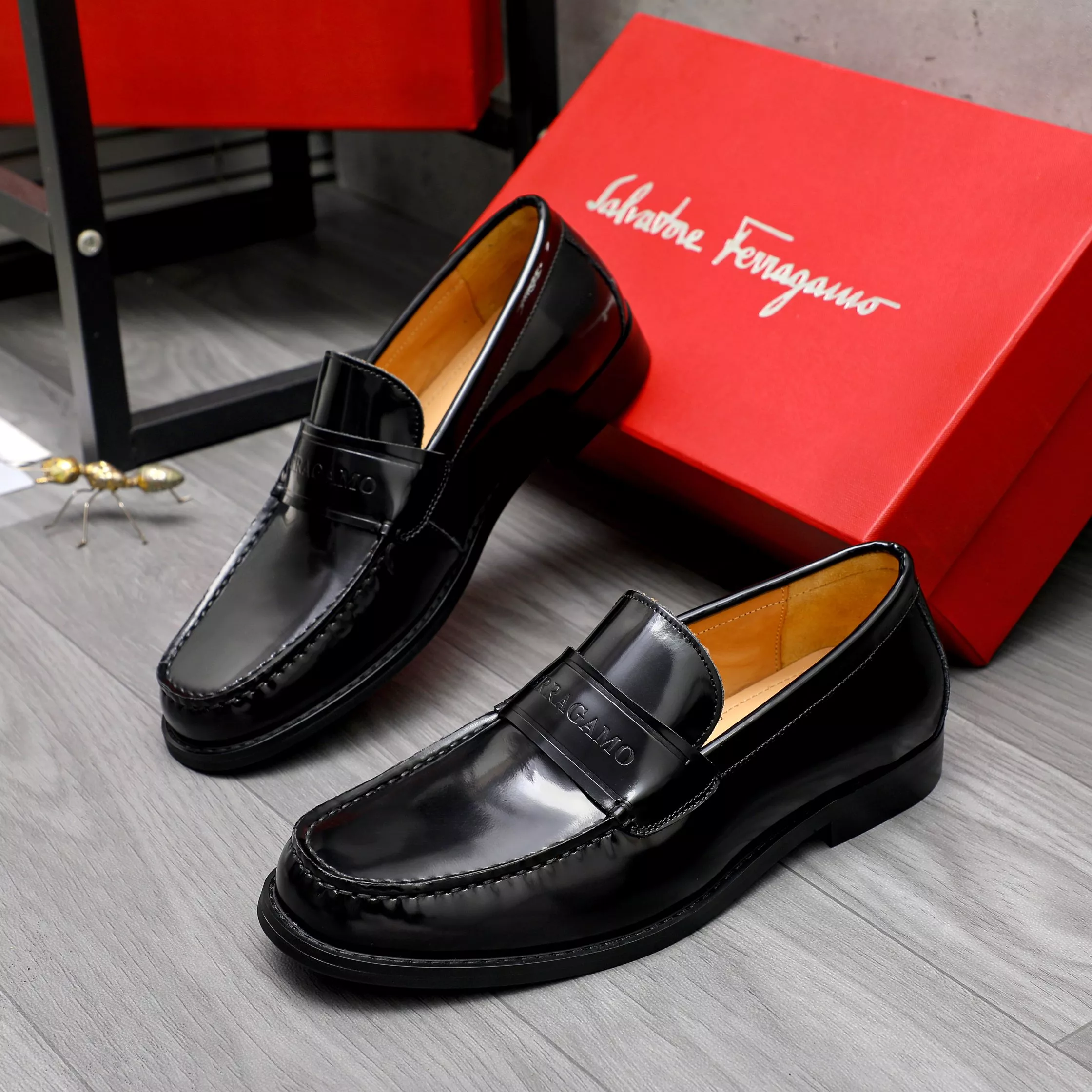 ModernLook 7685 Salvatore Ferragamo Leather Shoes For Men