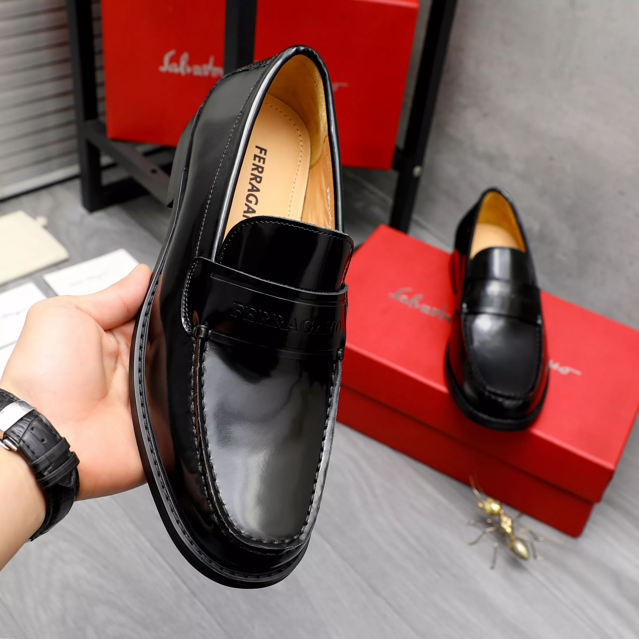 ModernLook 7685 Salvatore Ferragamo Leather Shoes For Men