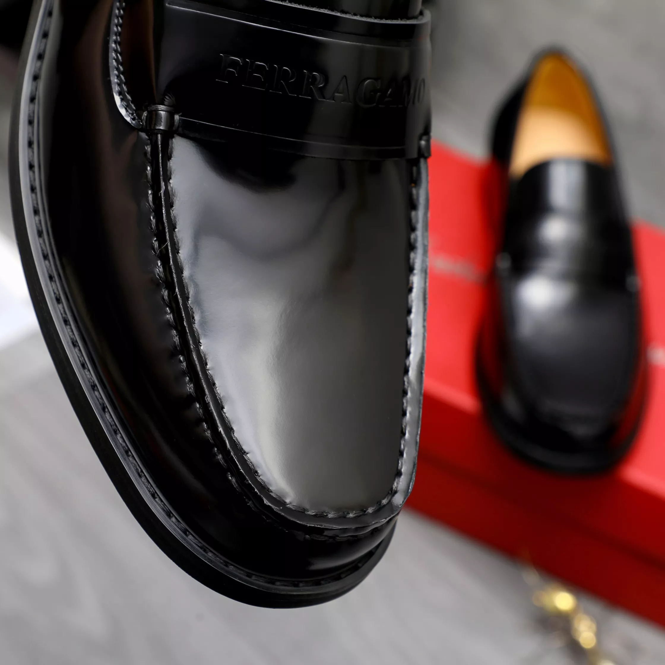 ModernLook 7685 Salvatore Ferragamo Leather Shoes For Men