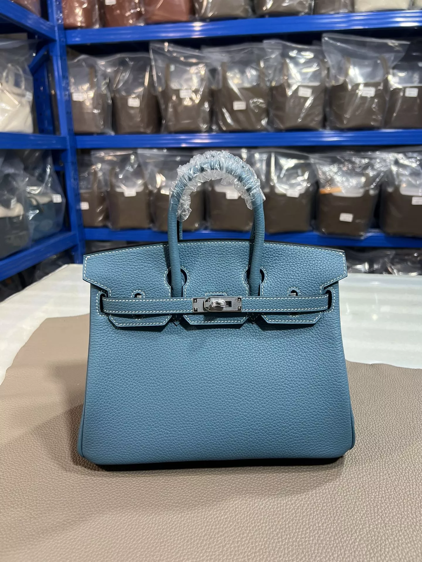 ModernLook 7817 Hermes AAA Quality Handbags