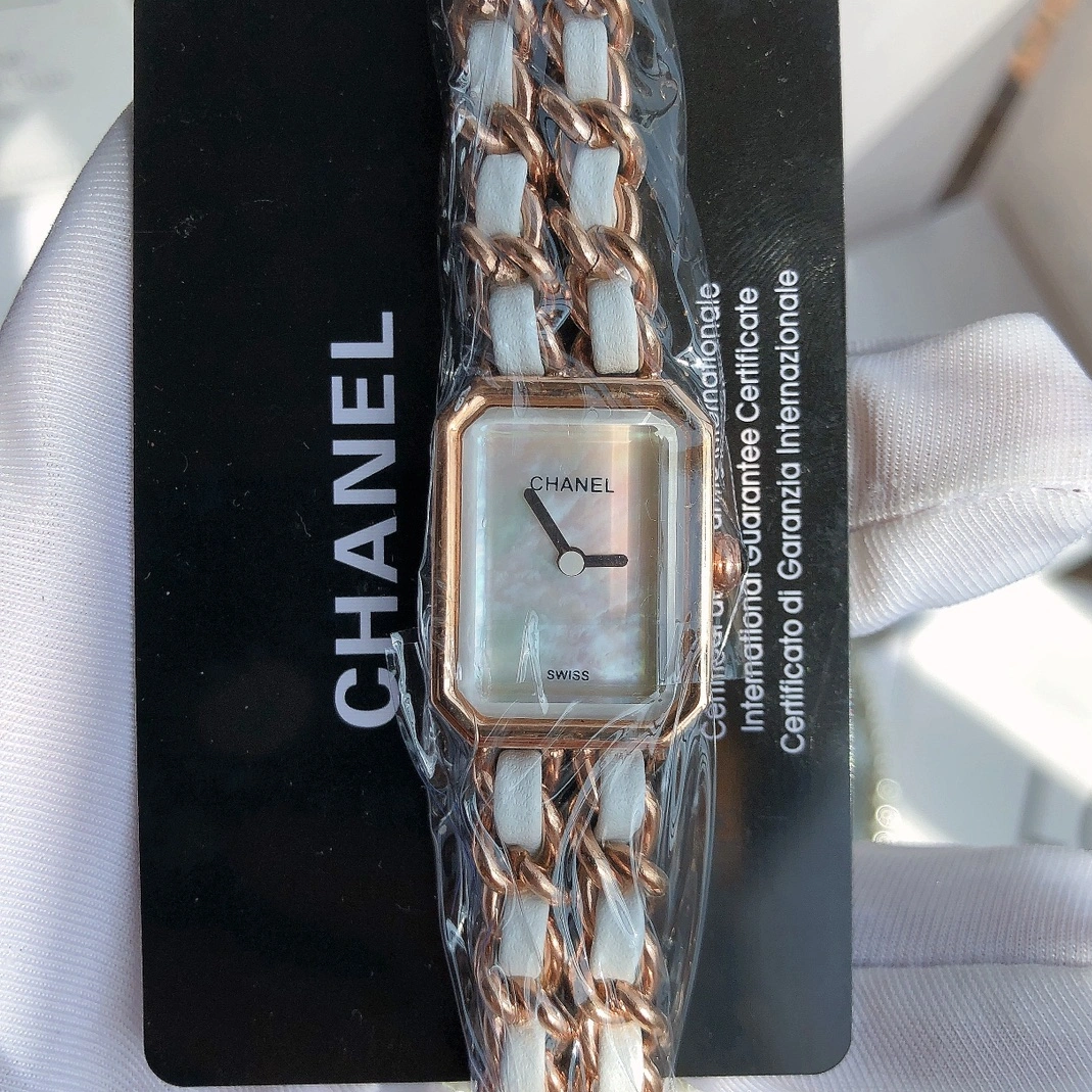 ModernLook 7976 Chanel Watches In Rose Gold For Women