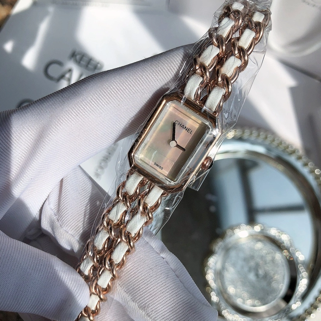 ModernLook 7976 Chanel Watches In Rose Gold For Women
