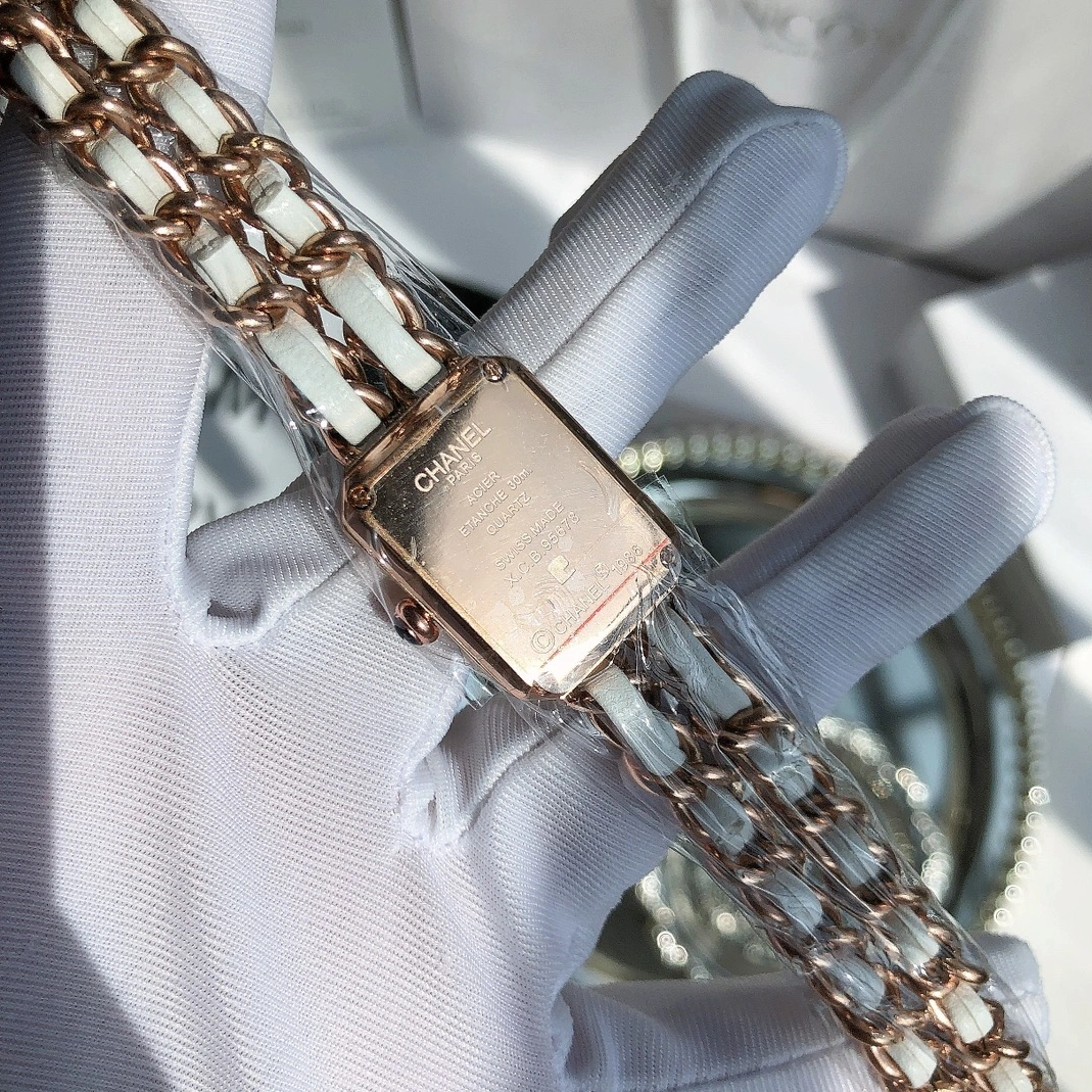 ModernLook 7976 Chanel Watches In Rose Gold For Women