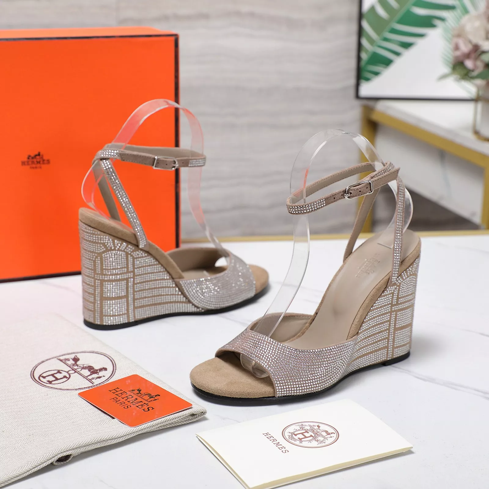 ModernLook 8034 Hermes Sandal For Women
