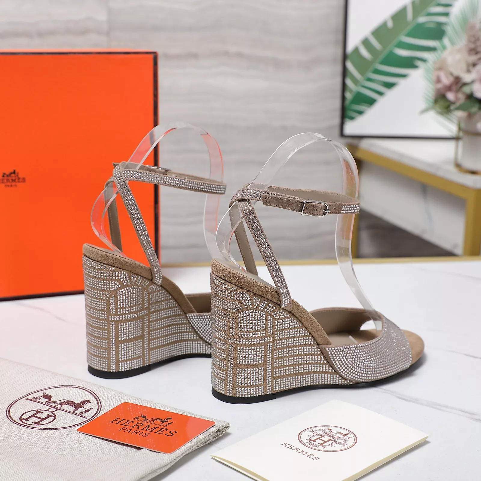 ModernLook 8034 Hermes Sandal For Women