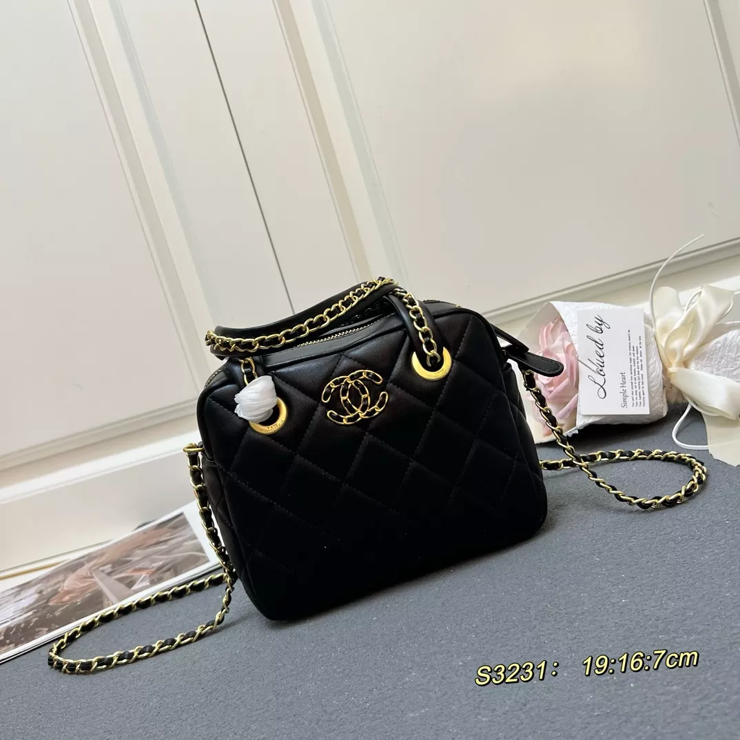 ModernLook 8081 Chanel AAA Quality Messenger Bags For Women