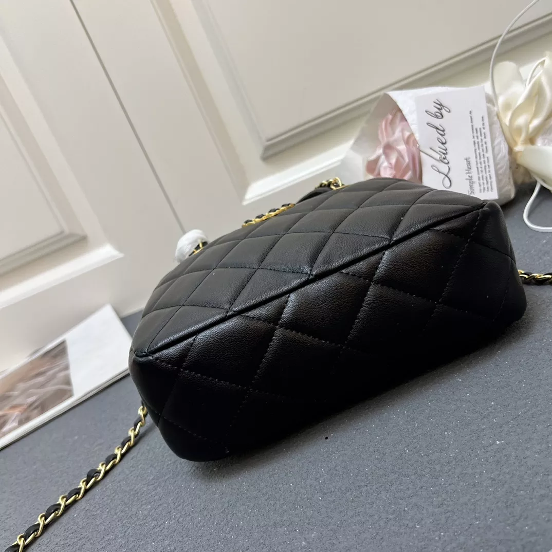 ModernLook 8081 Chanel AAA Quality Messenger Bags For Women