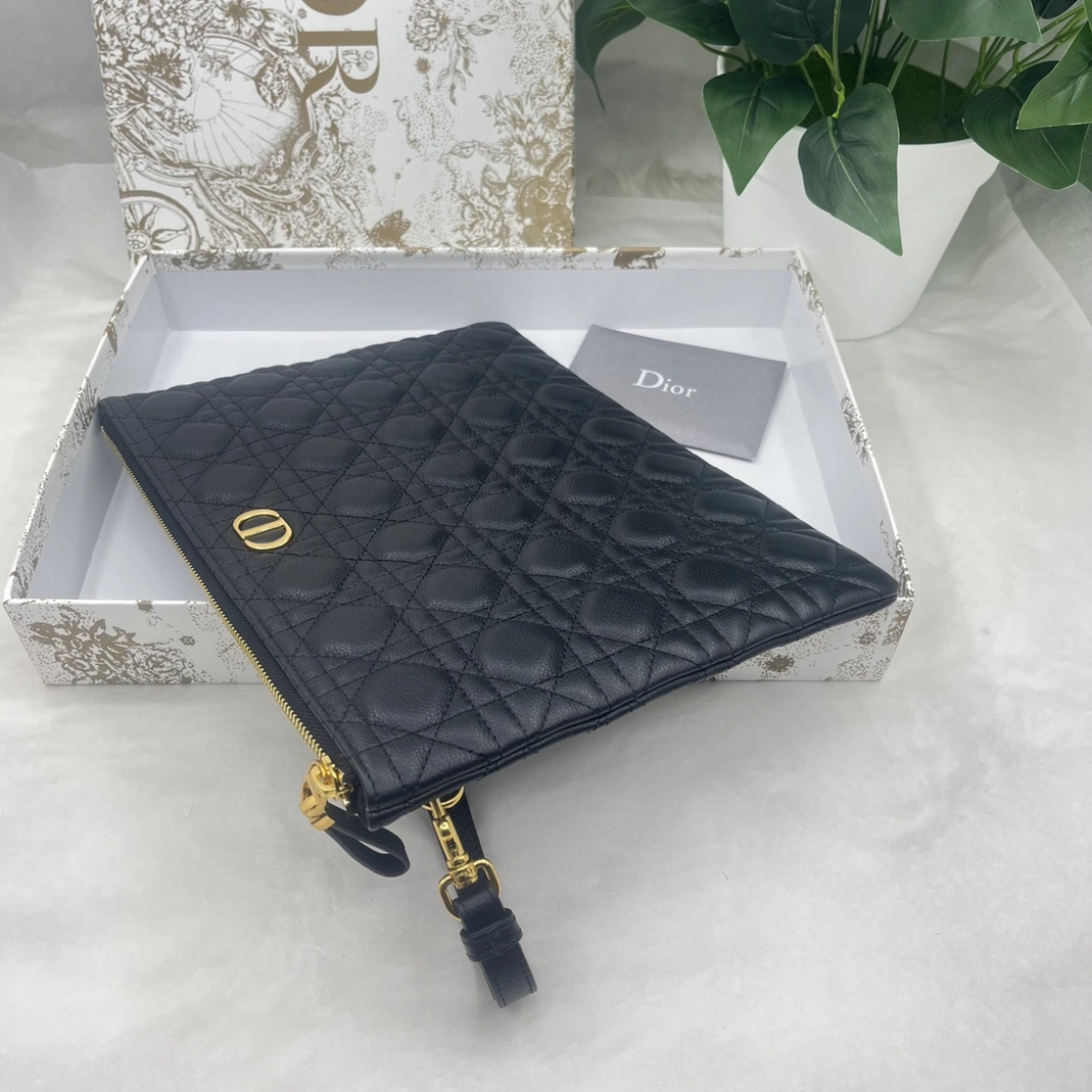 ModernLook 8113 Christian Dior AAA Quality Wallets For Women