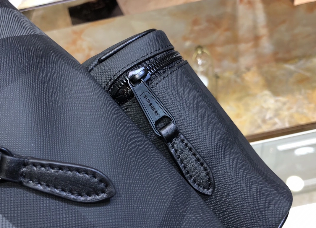 ModernLook 8198 Burberry AAA Man Backpacks