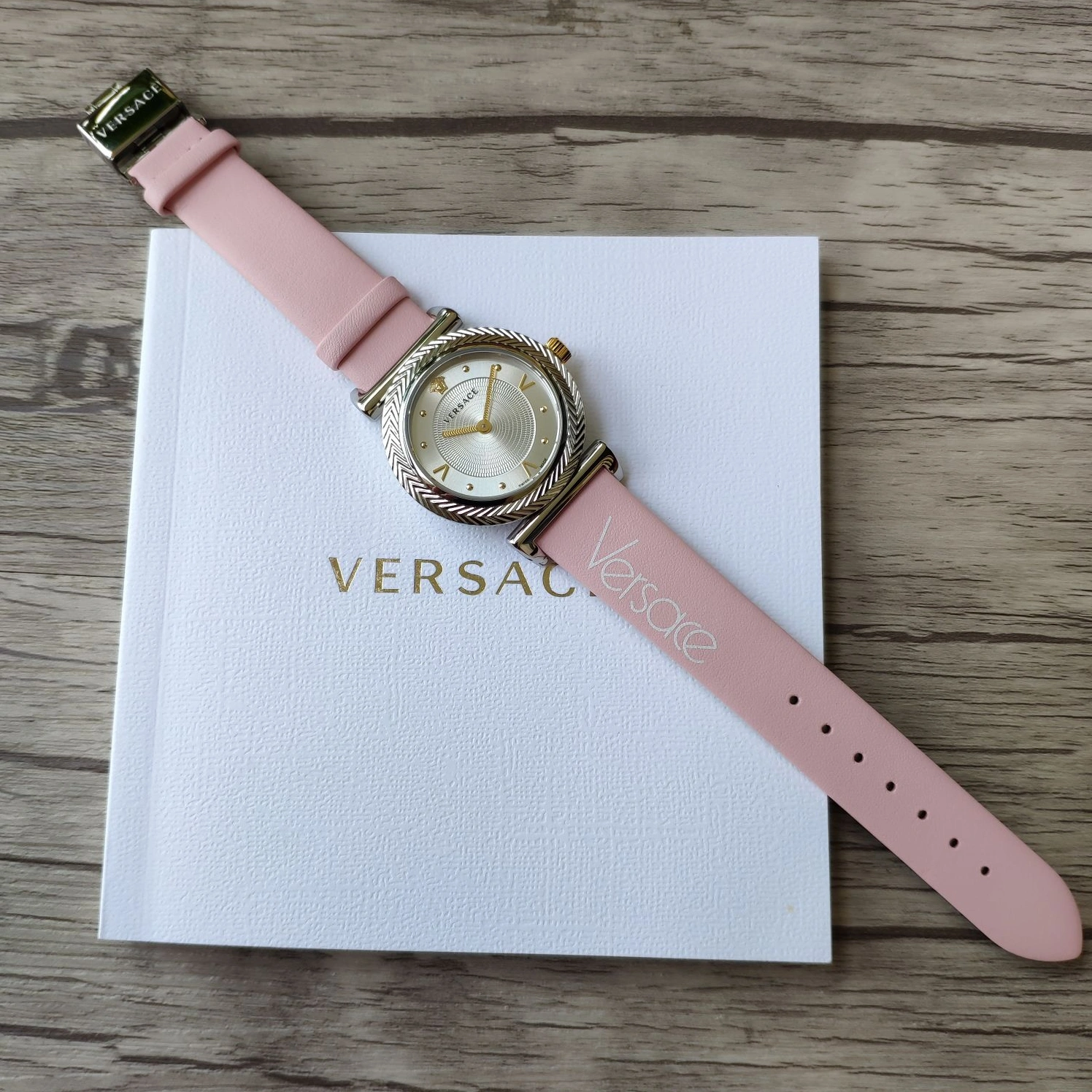 ModernLook 8375 Versace AAA Quality Watches For Women