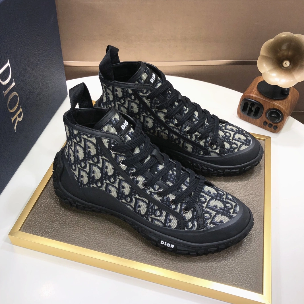 ModernLook 8498 Christian Dior High Top Shoes For Men