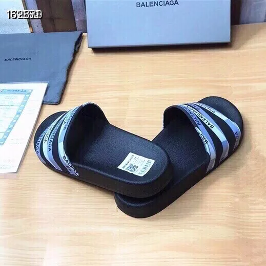 ModernLook 8825 Balenciaga Slippers For Women